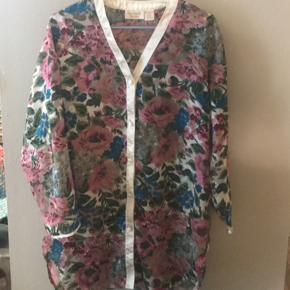 Victoria Secret Robe - Picture 2 of 5